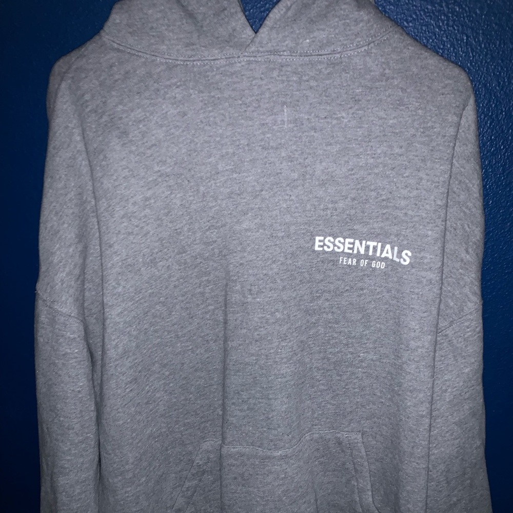 FEAR OF GOD ESSENTIALS HOODIE IN GREY